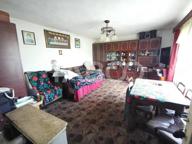 Casă cu 4 camere cu Teren 394 Mp în Central