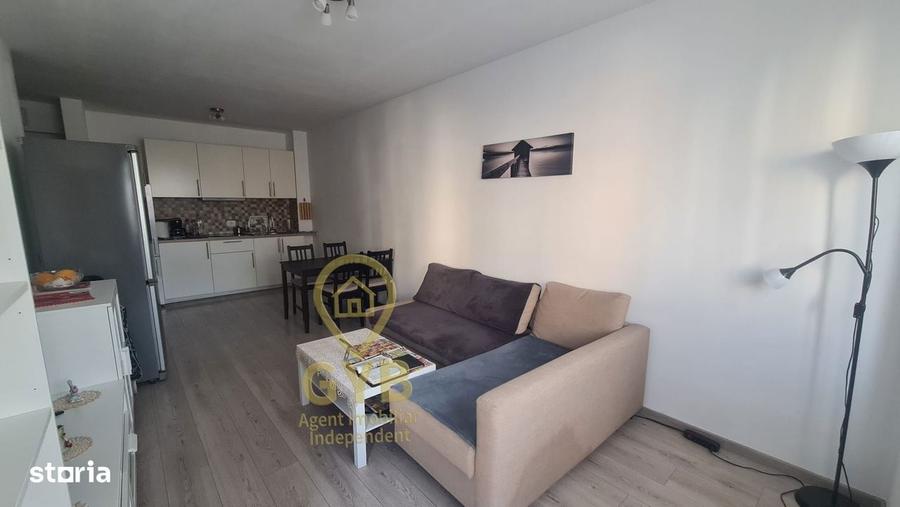Apartament cu 2 camere, mobilat în Central