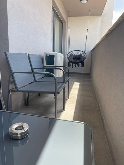Apartament cu 2 camere decomandat, mobilat în Nufărul