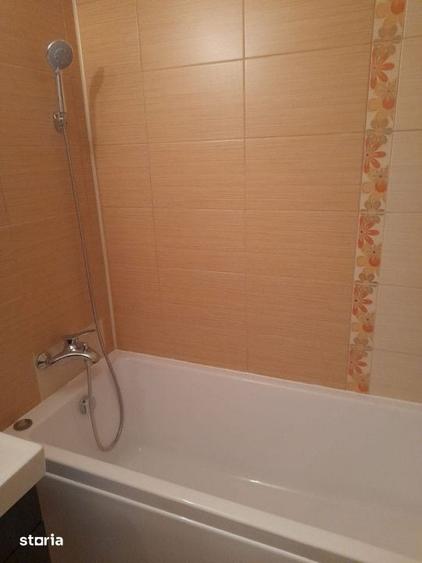 Apartament cu 3 camere decomandat în Dristor