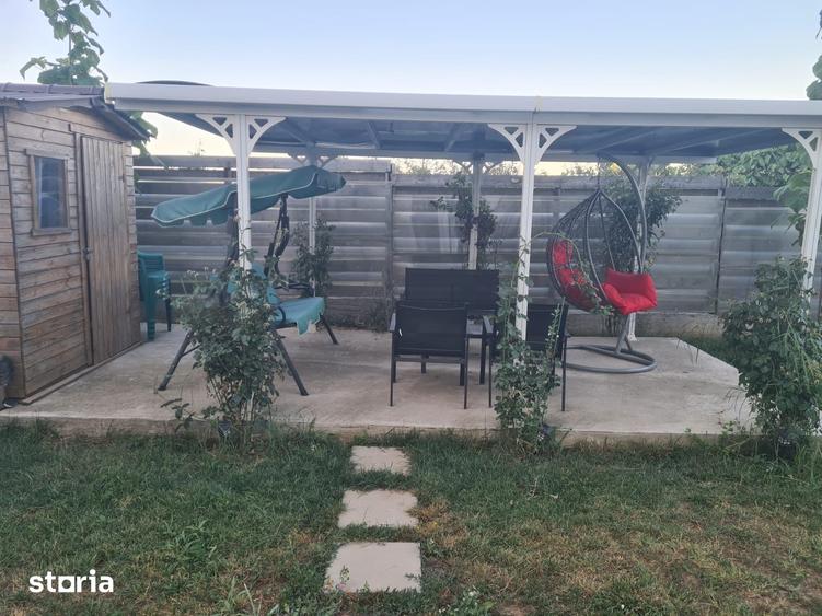 Casă cu 4 camere cu Teren 365 Mp în Cârcea