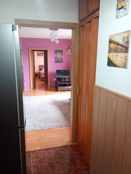 Apartament cu 2 camere semidecomandat în Spitalul Județean