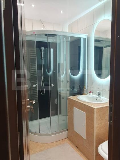 Apartament cu 4 camere decomandat, mobilat în Tudor