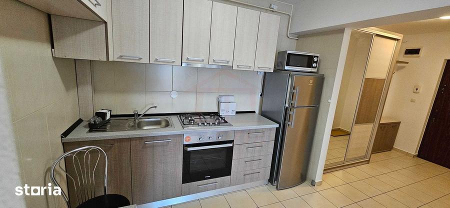 Apartament cu 2 camere în Micro 19