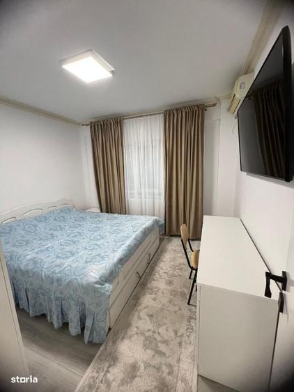 Apartament cu 3 camere decomandat în Alexandru cel Bun