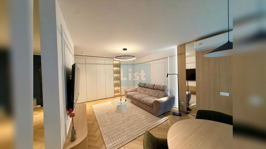 Apartament cu 2 camere semidecomandat în Mărăști