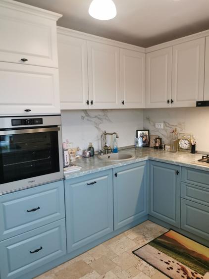 Apartament cu 3 camere decomandat în Traian