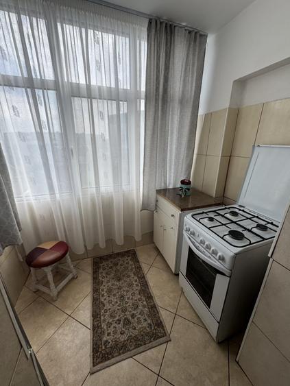 Apartament cu 2 camere decomandat, mobilat în Carol Davila