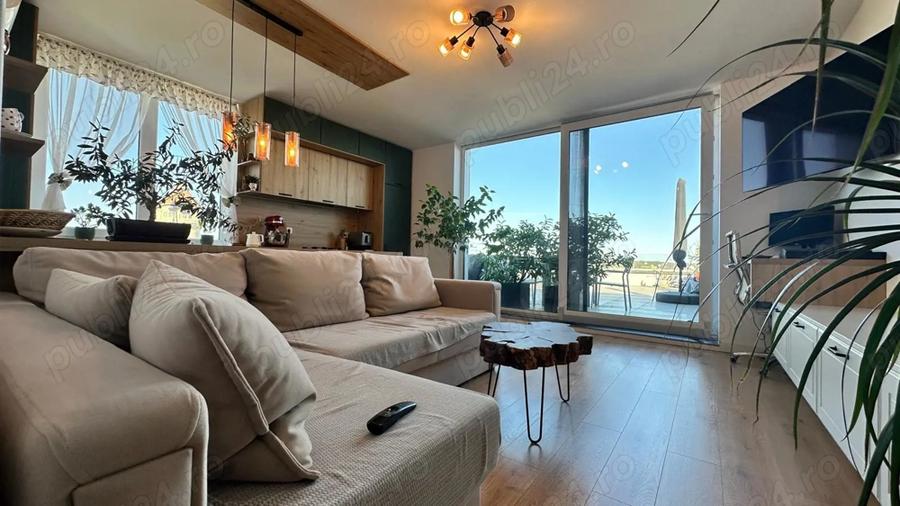 Apartament cu 3 camere decomandat în Badea Cârțan