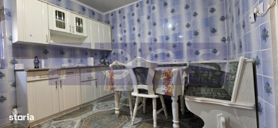 Apartament cu 3 camere decomandat, mobilat în Vitan