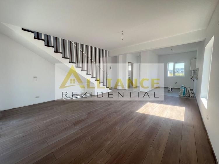 Duplex cu 4 camere cu Canalizare în Berceni