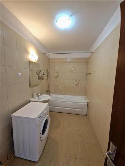 Apartament cu 2 camere semidecomandat în Florești