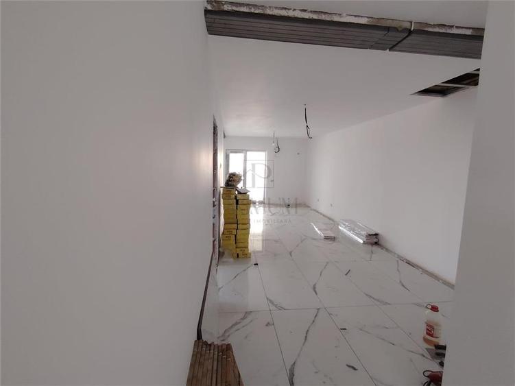 Duplex cu 3 camere cu Canalizare în Urseni