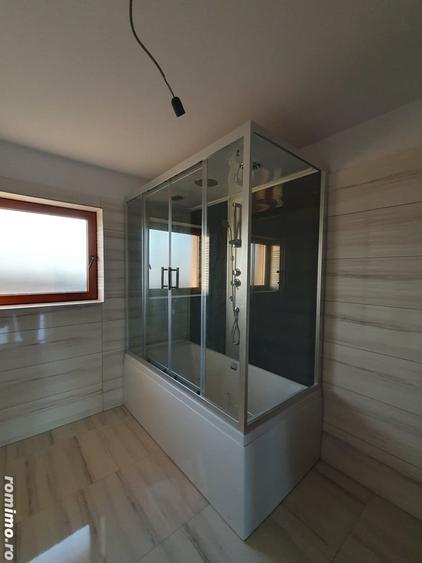 Spațiu comercial, de 450 mp, în Central