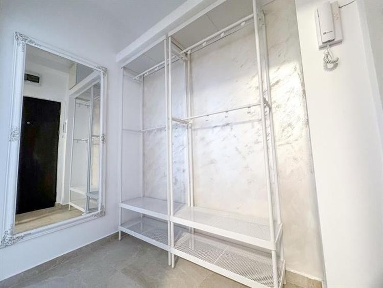 Apartament cu 2 camere semidecomandat în Magheru