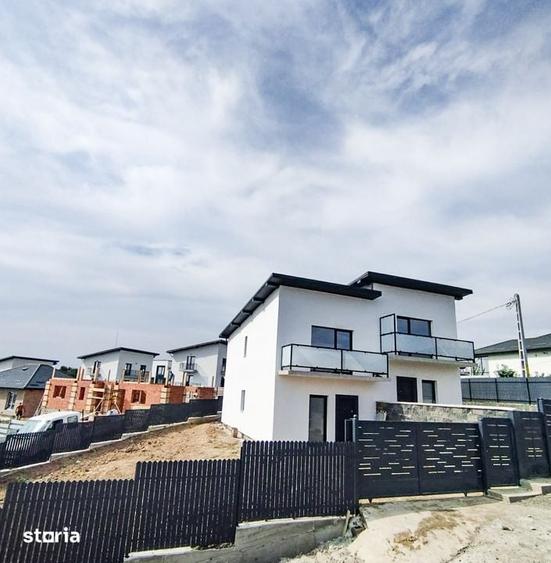 Casă cu 3 camere cu Teren 300 Mp în Valea Lupului