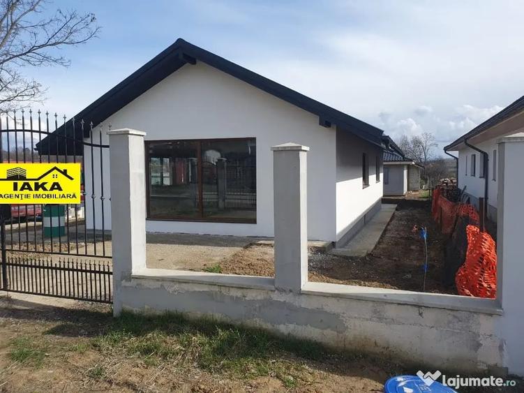 Casă cu 2 camere cu Teren 600 Mp în Tăuții-Măgherăuș
