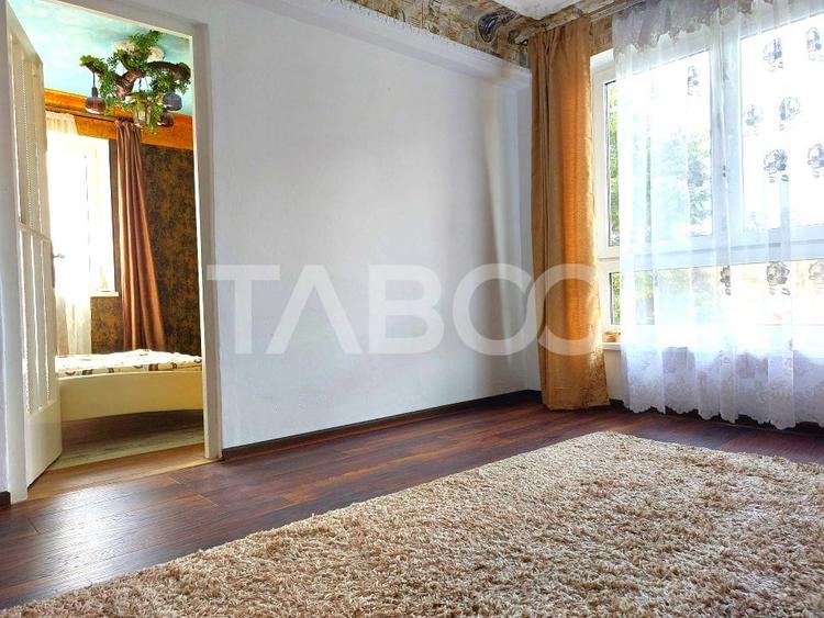 Apartament cu 2 camere nedecomandat, mobilat în Cisnădie