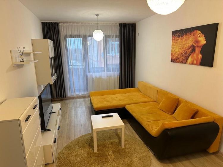Apartament cu 2 camere decomandat în Fundeni