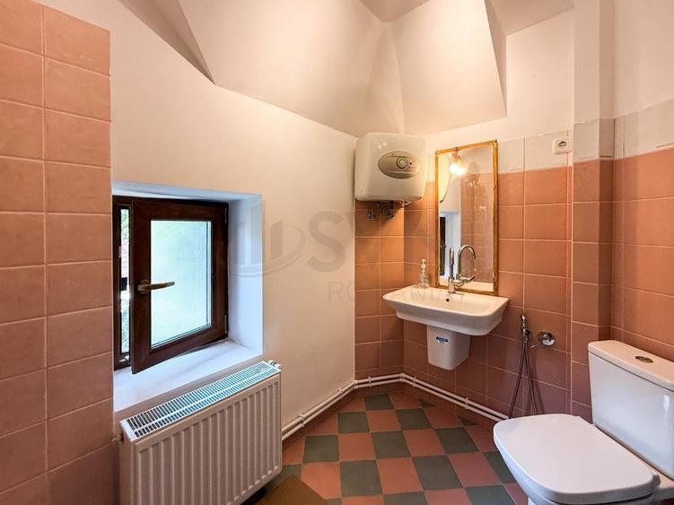 Apartament cu 3 camere decomandat în Capitale