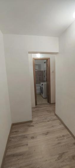 Apartament cu 2 camere decomandat în Berceni