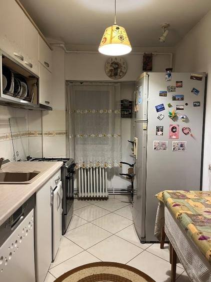 Apartament cu 2 camere decomandat, mobilat în Podul de Fier