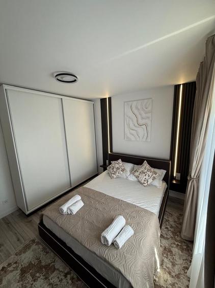 Apartament cu 2 camere decomandat în 1 Mai