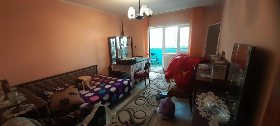 Apartament cu 2 camere decomandat în Doamna Ghica