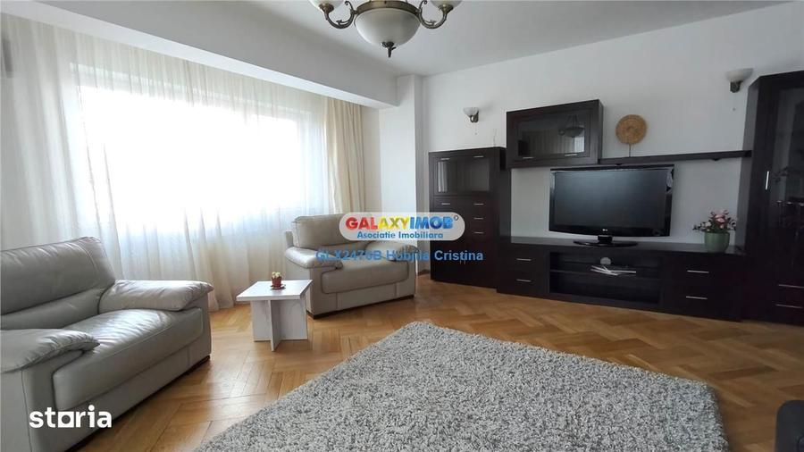 Apartament cu 3 camere, mobilat în Central