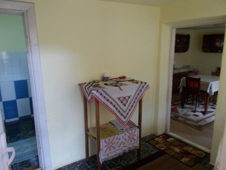 Casă individuală cu 3 camere cu Teren 450 Mp în Central
