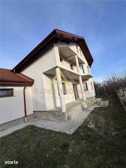 Casă cu 6 camere cu Teren 850 Mp în Tăuții-Măgherăuș