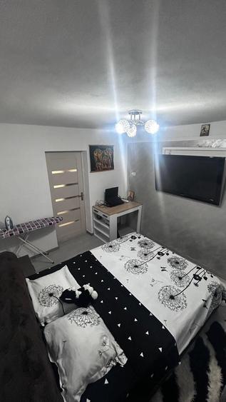 Casă cu 2 camere cu Teren 100 Mp în Central