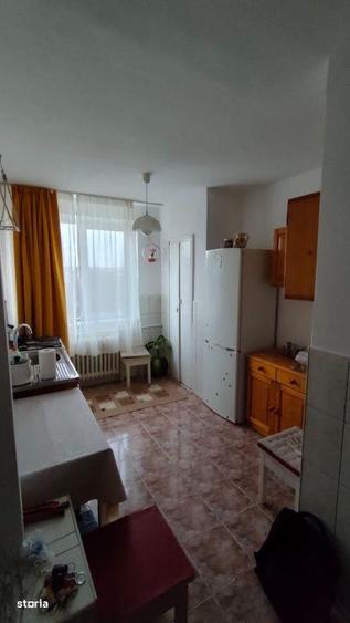 Apartament cu 2 camere semidecomandat în Gheorgheni — fotografia 3