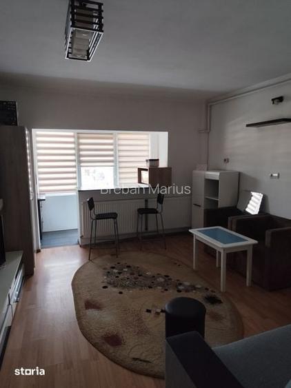 Inchiriez apartament 1 camera