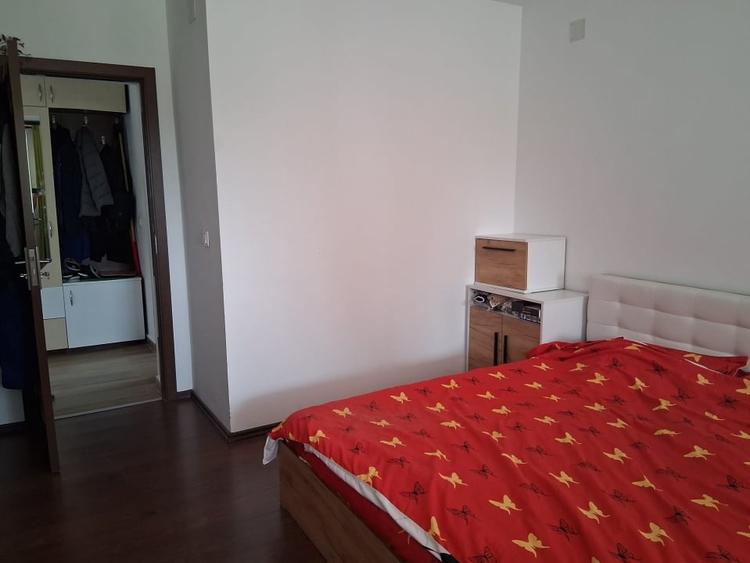 Casă individuală cu 4 camere cu Canalizare în Sânmihaiu Român