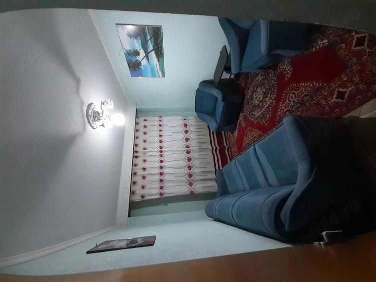 Apartament cu 4 camere decomandat în Trivale