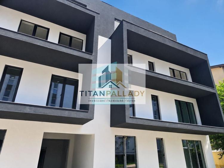 Apartament cu 4 camere decomandat în Titan
