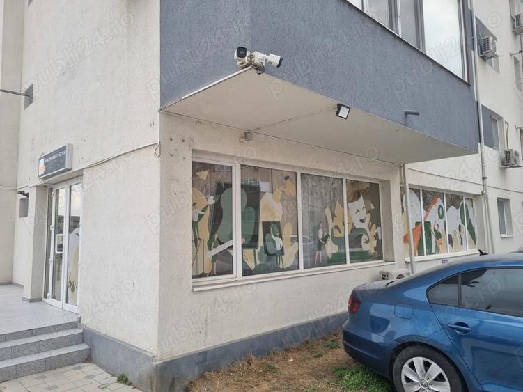 Spațiu comercial, de 64 mp, în Central