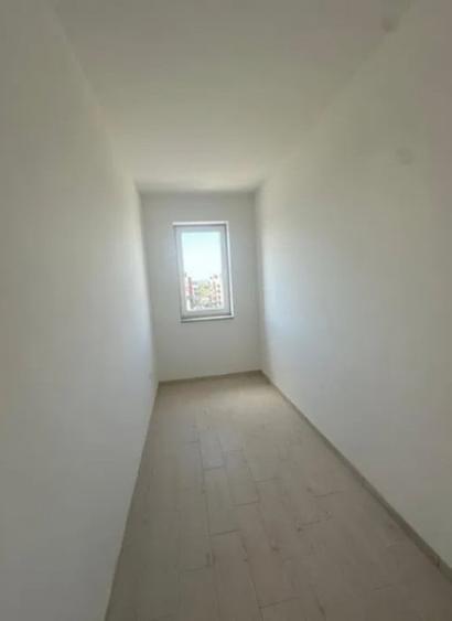 Apartament cu 3 camere decomandat în Avantgarden