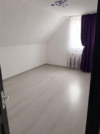 Casă individuală cu 3 camere cu Canalizare în Valea Rece