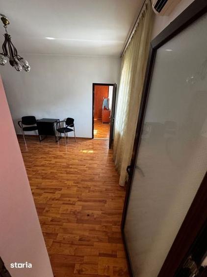 Apartament cu 3 camere în Obor