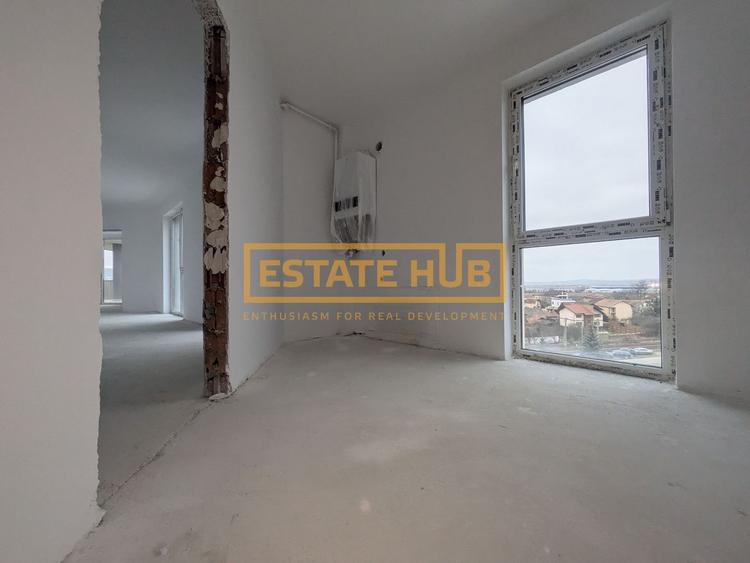 Apartament cu 3 camere semidecomandat în Între Lacuri