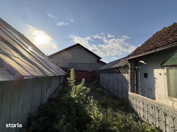 Casă cu 3 camere cu Teren 3200 Mp în Brusturi