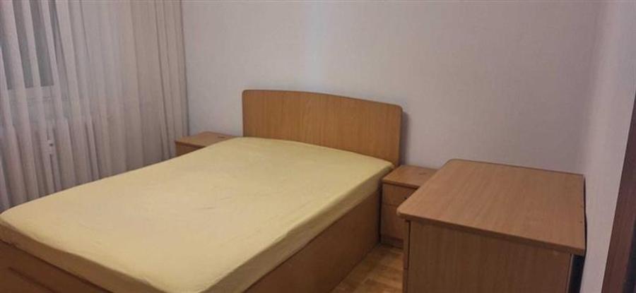 Apartament cu 3 camere decomandat în Brâncoveanu
