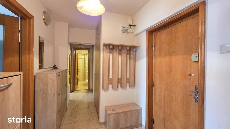 Apartament cu 2 camere decomandat în Gara de Nord