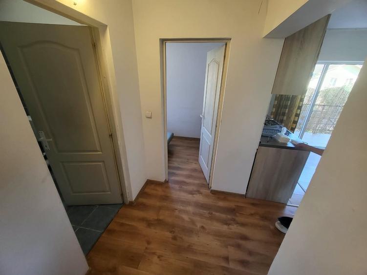 Apartament cu 2 camere decomandat în Florești