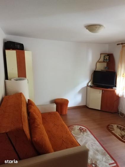Casă cu 2 camere cu Teren 620 Mp în Piatra Șoimului
