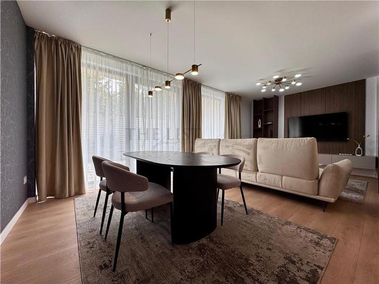 Duplex cu 6 camere cu Canalizare în Pipera