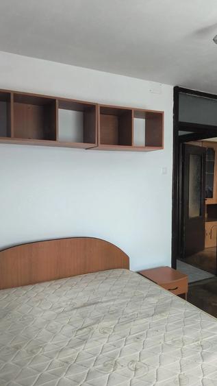 Apartament cu 2 camere nedecomandat în Soarelui