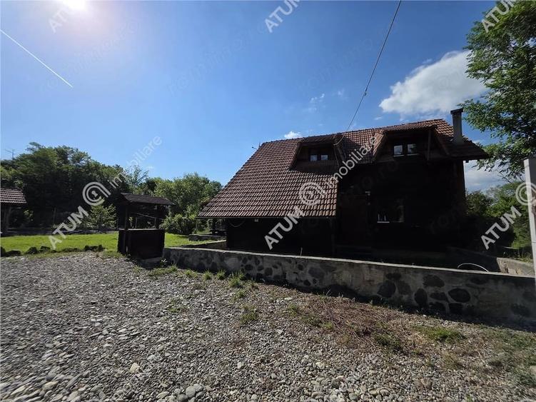 Cabana de vanzare pe Valea Avrigului - 19